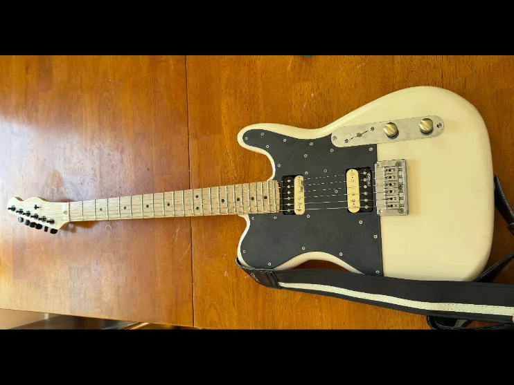 The finished ’72 Telecaster Deluxe replica