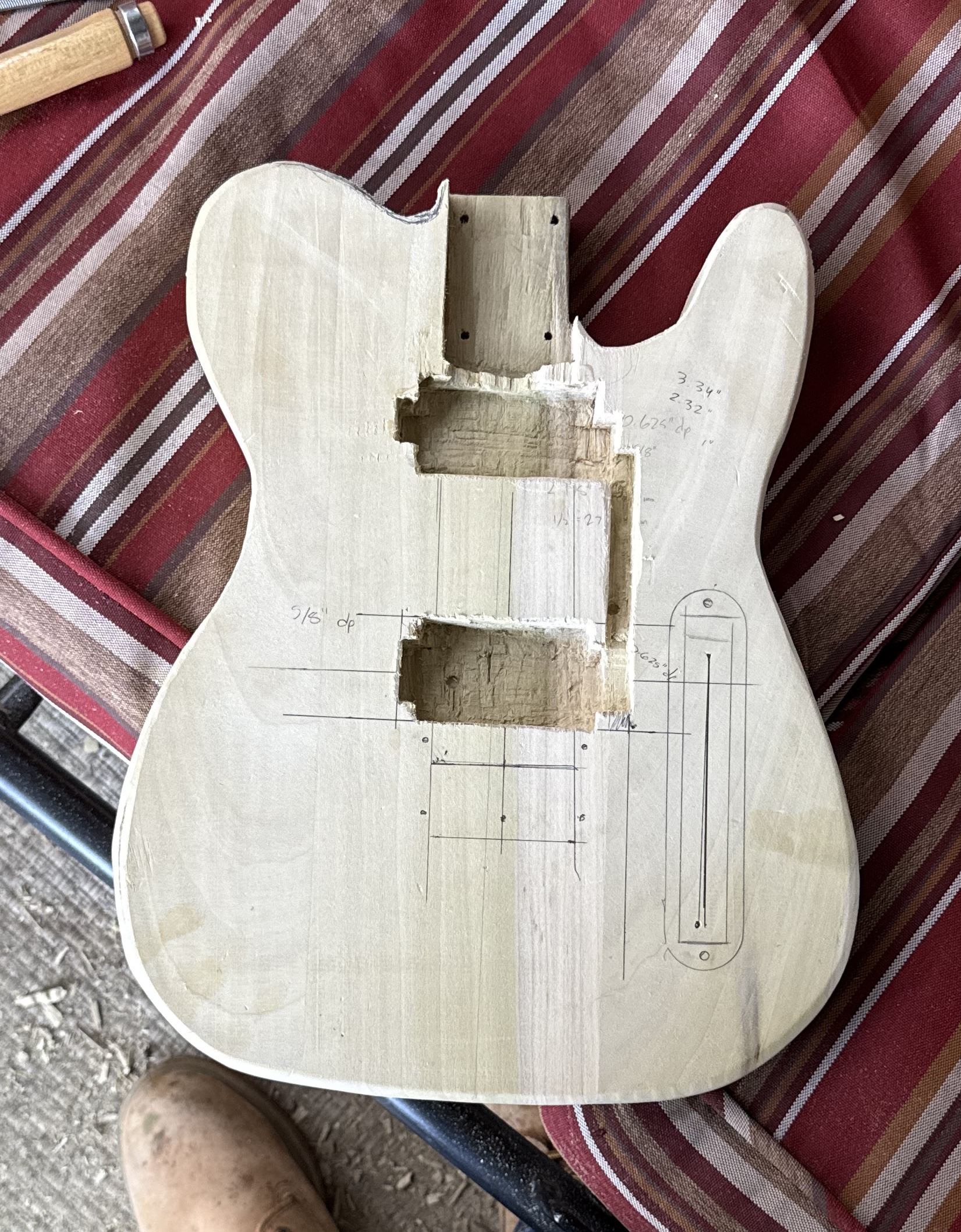 Raw guitar body