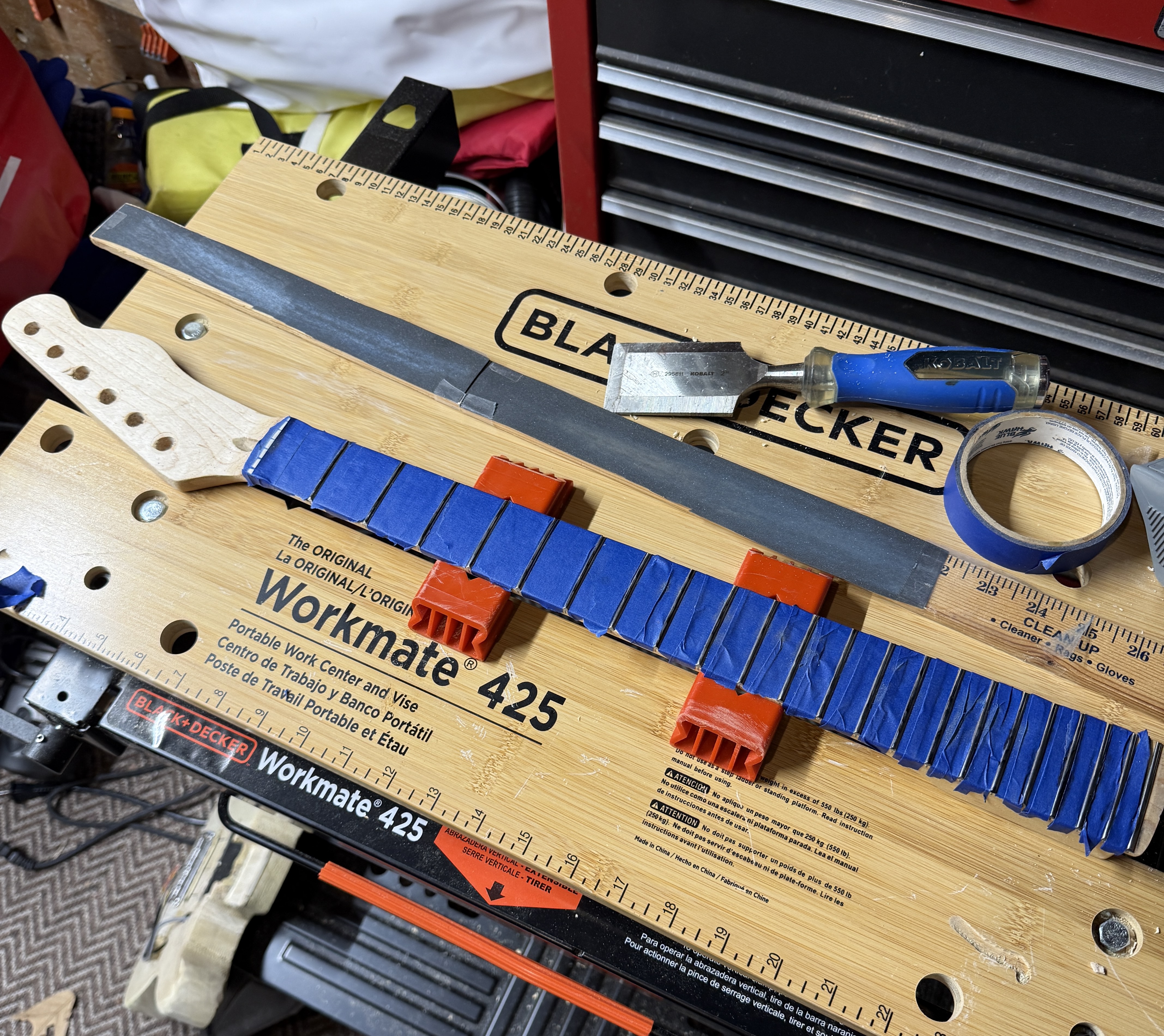 Fret polishing setup